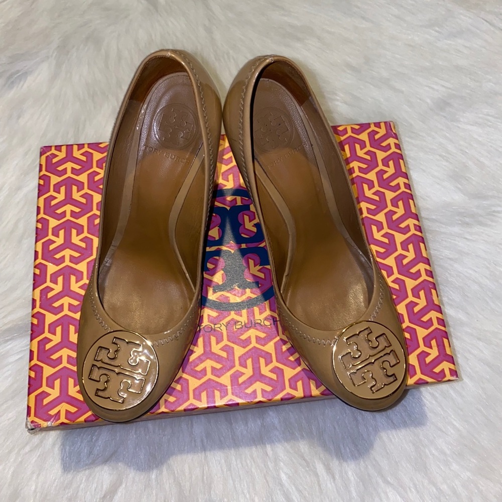 Tory Burch wedge pump